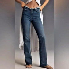 Anthropologie Pilcro Low-Rise Mini Bootcut Jeans NWOT Size 26 Medium Denim 138