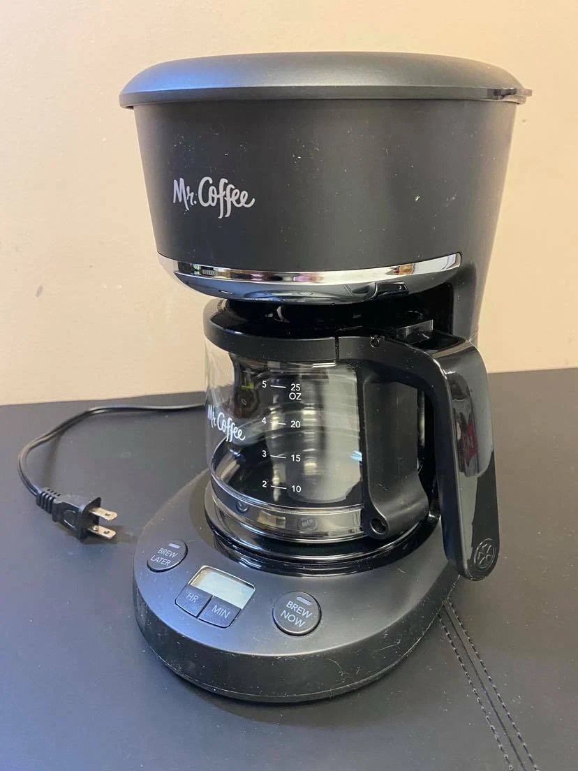 USED Mr. Coffee 5 Cup Programmable 25 oz. Mini, Brew Now or Later