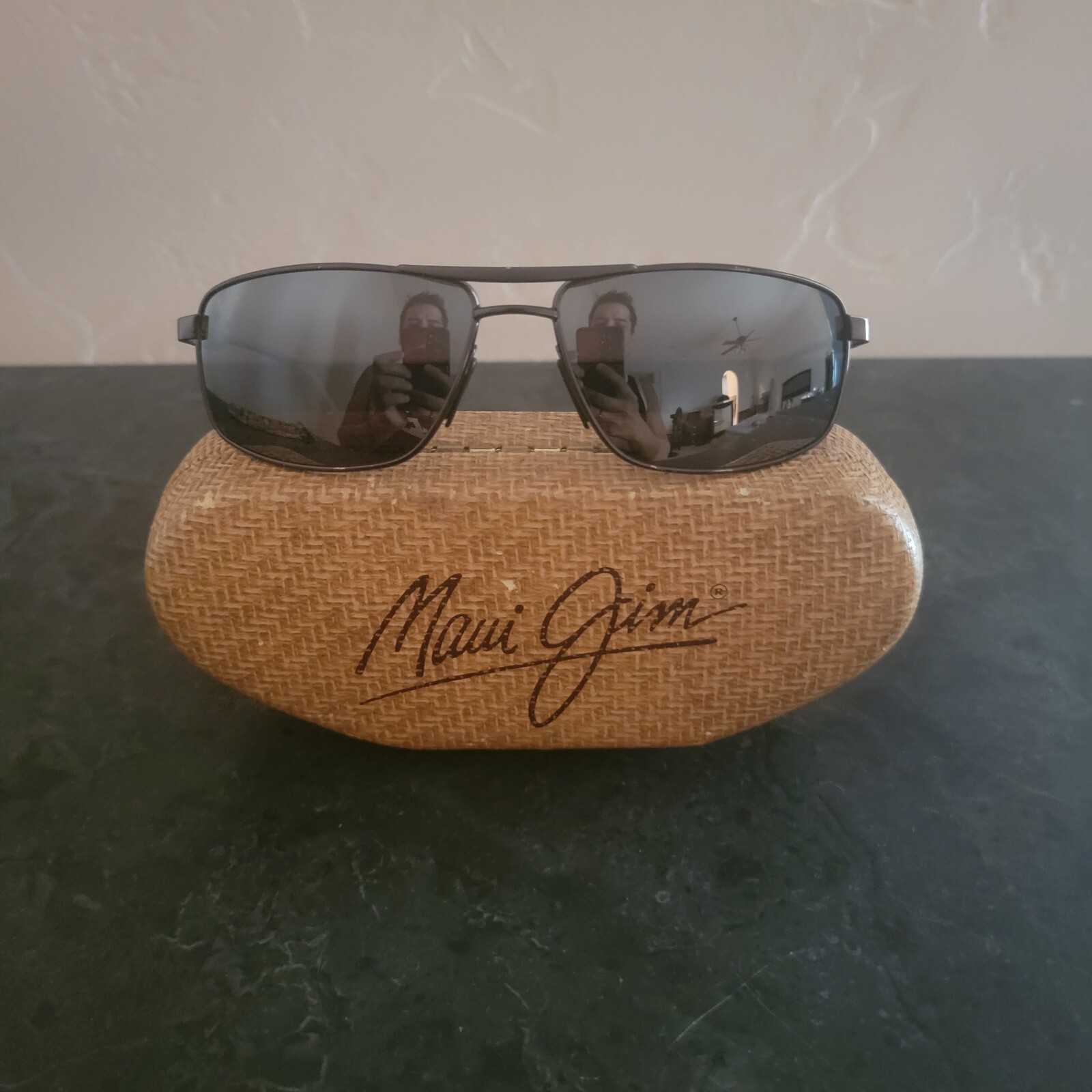 Maui Jim MJ-207-02 Kapena Polarized Unisex Sunglasses Blk Glass Lens/ Grey Frame