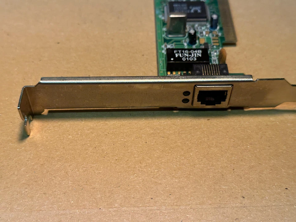 Scheda di rete NIC Fast Ethernet PCI Realtek RTL8139 Family - Immagine 3 di 4