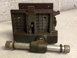 VINTAGE WILTON UNDER MOUNT 7 JAW HEAVY DUTY WOODWORKING 