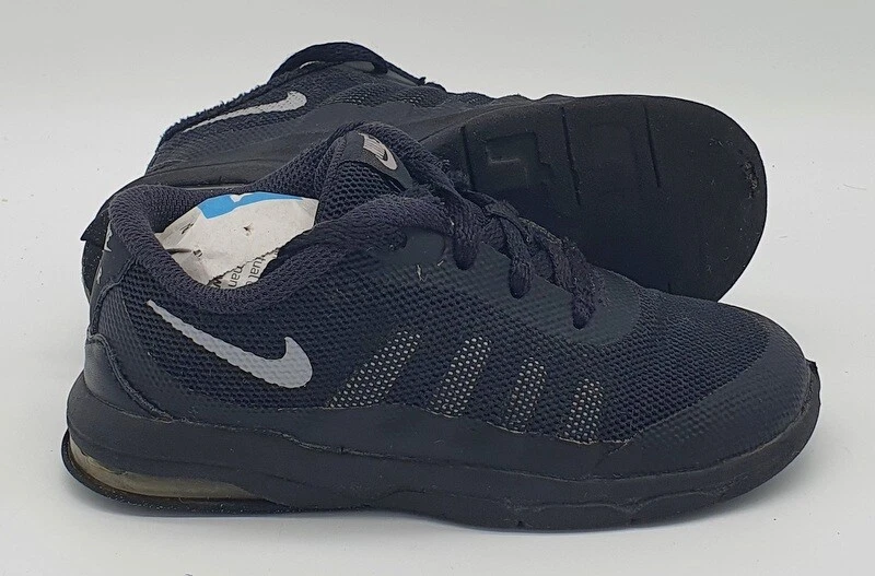 Nike air max invigor kids sales