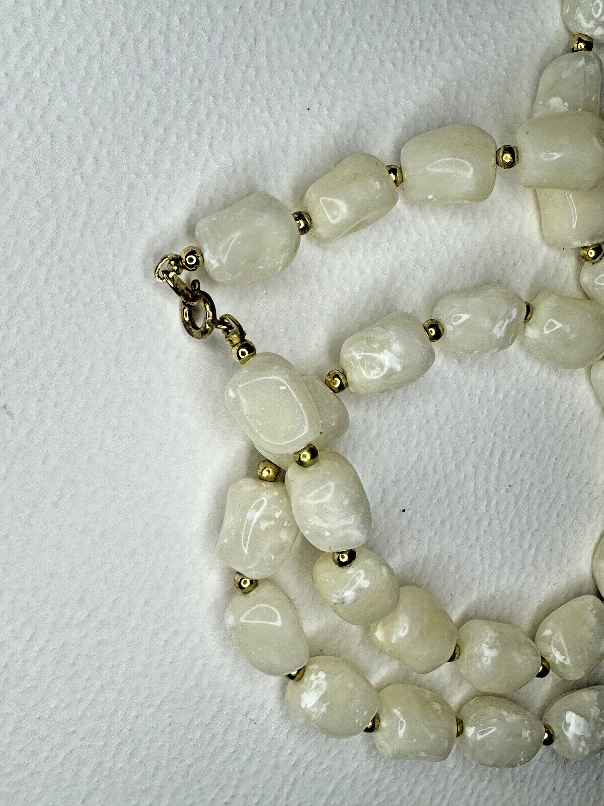 Vintage Trifari White Plastic Rectangular Gold Be… - image 4