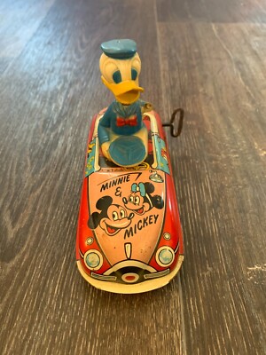 Vintage Linemar Disney Donald Duck Wind-Up Car Tin 