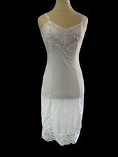 Vtg Wonder Maid Non Cling Slip Women Sz 34-Antron Nylon-Beige/Lace-Union Made