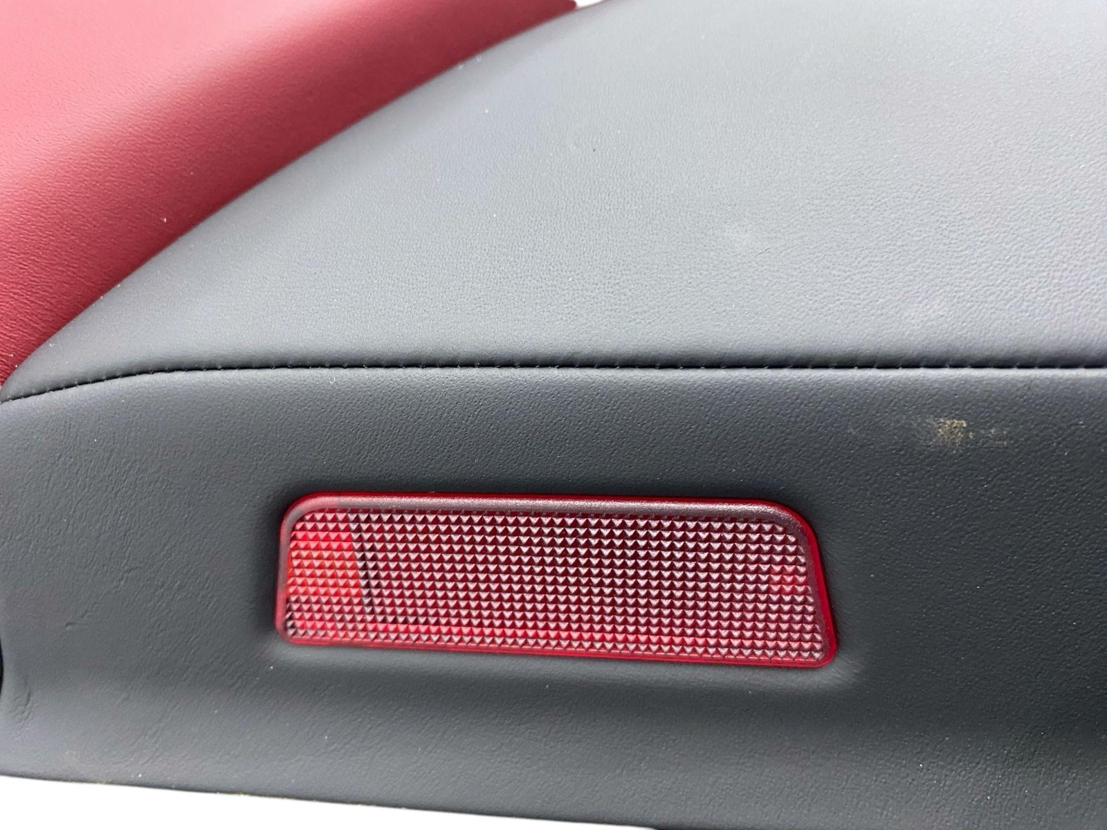2017 - 2020 MASERATI LEVANTE M161 REAR LEFT INTERIOR DOOR PANEL W/ SWITCH