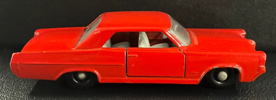 1965 Lesney Matchbox #22C Pontiac G.P Sports Coupe VTG Grand Prix '64 AMAZING! - Image 2 of 2