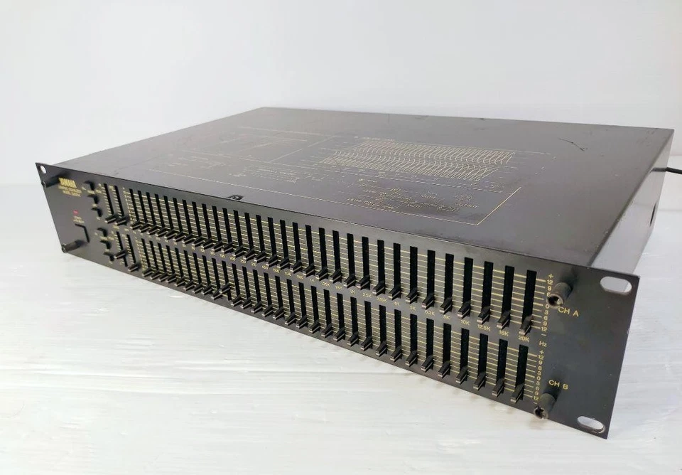 Yamaha Q2031A  Dual Channel  31 Band Graphic Rack Mounted Equalizer Working OK - Image 3 of 4