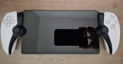 Sony PlayStation Portal Remote Player - White (Original case and Usb-c included)