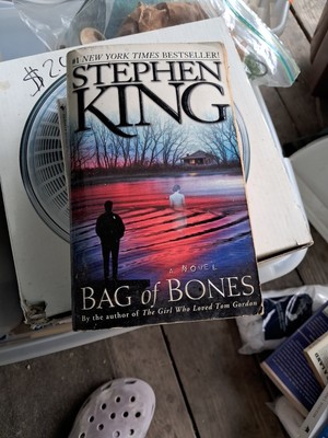 Steven King Paperback Books Hardcover Paperback Winter Reading Lot Of 3