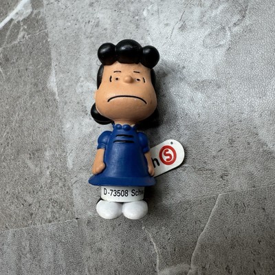 Lucy Van Pelt Schleich Peanuts Miniature PVC Figure D-73508 / 73527 - MWT