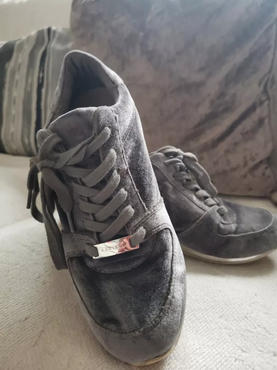 Carvela hotsell womens trainers