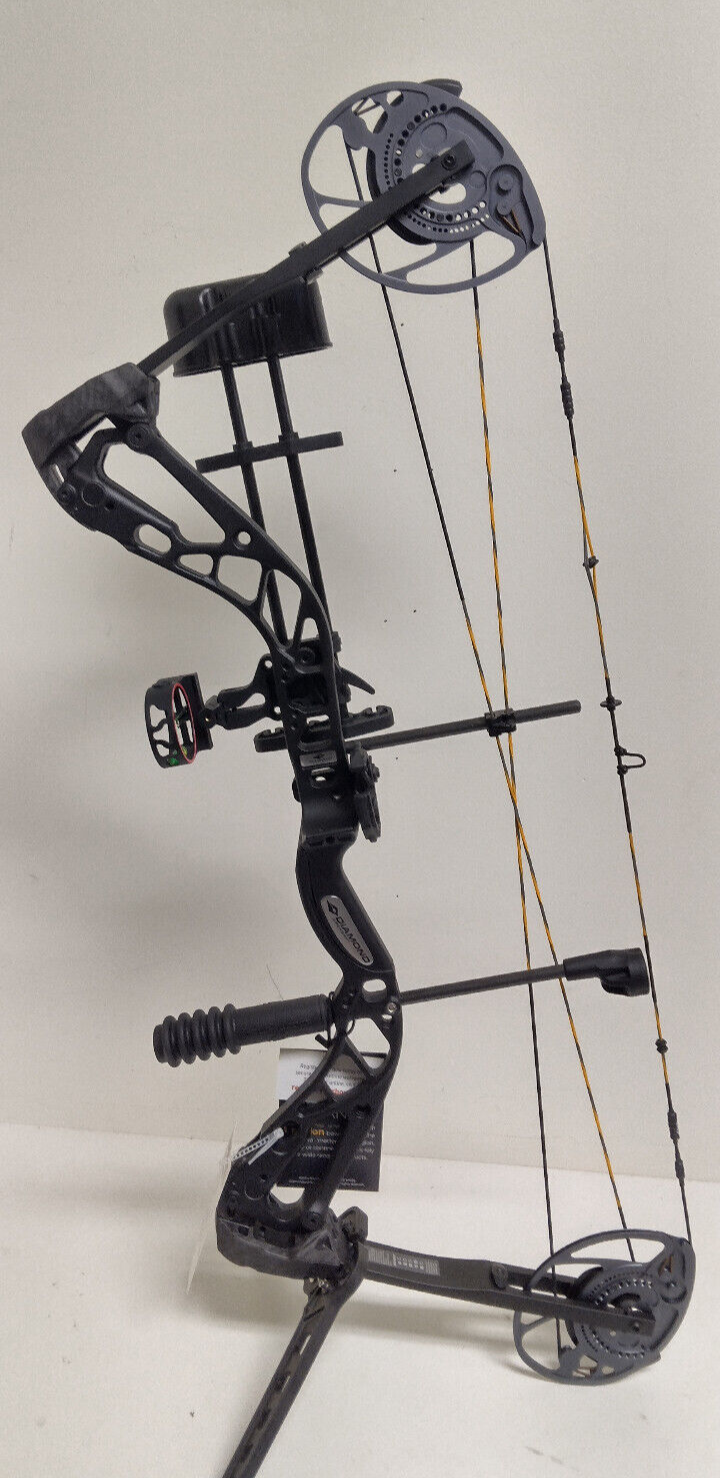 Diamond by Bowtech Edge 320 Bow Package BRAND NEW SETUP Black Right