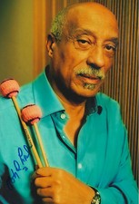 Mulatu Astatke Autogramm signed 20x30 cm Bild