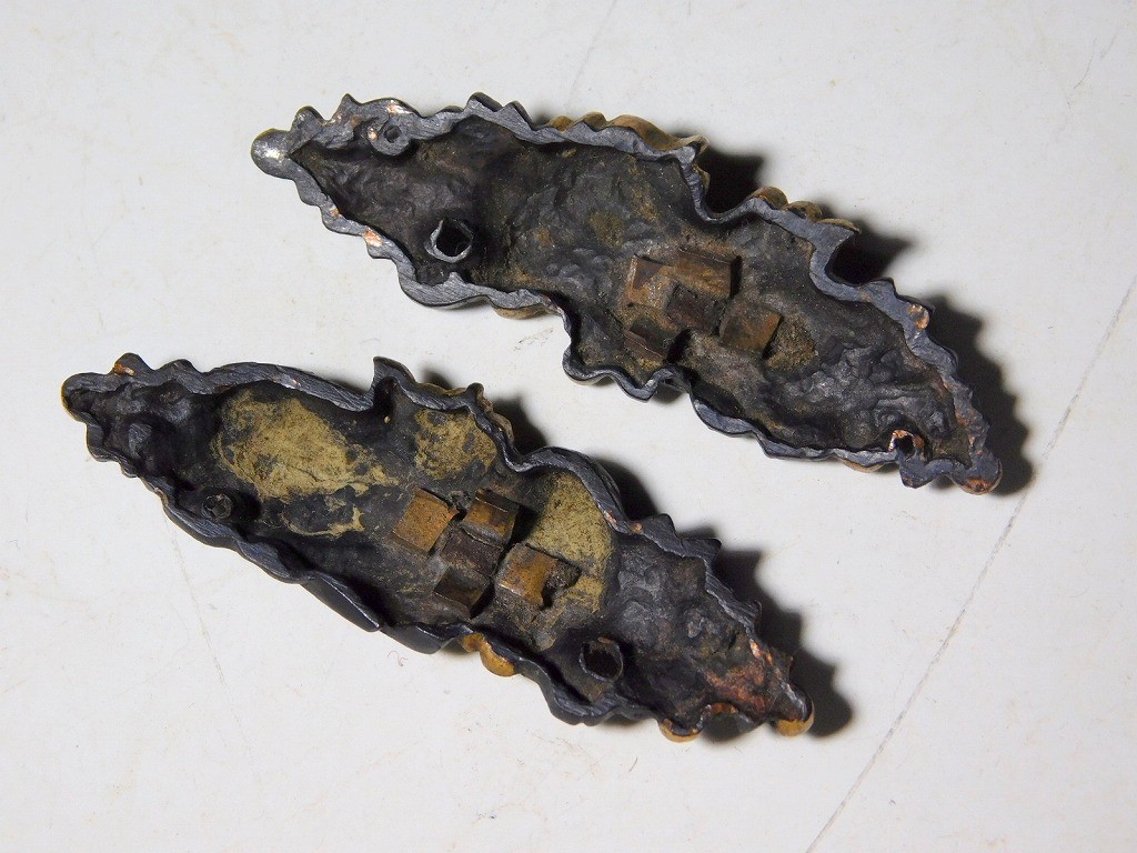 Shishi and Peony 43mm Large Kinko 目貫 Menuki Edo original tsuba antique