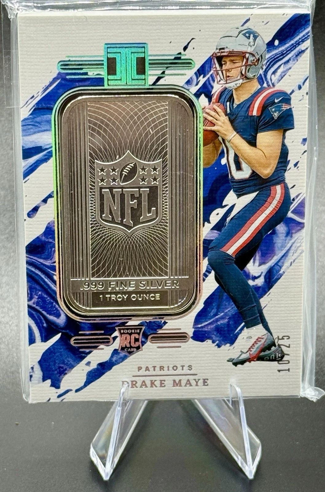 Drake Maye Panini Impeccable NFL Shield #SSDME Base