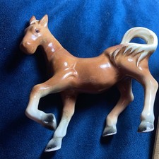 Vintage Beautiful Porcelain HORSE Figurine Brown, 4.24 Tall
