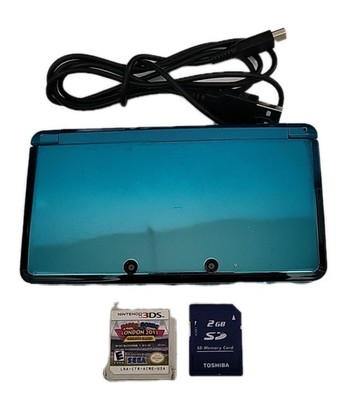Nintendo 3DS Console Aqua Blue Edition OEM Charger 2gb SD London