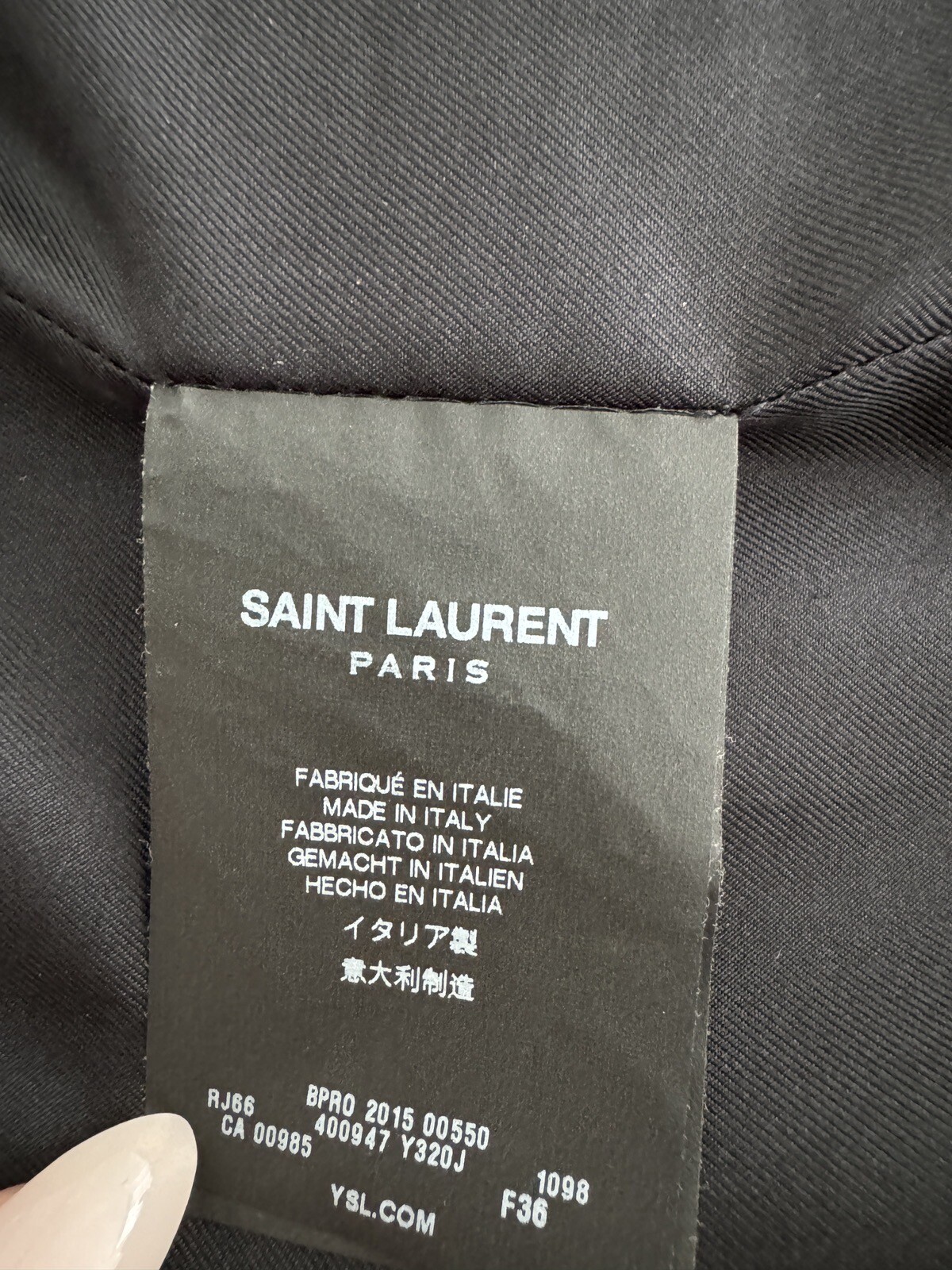 SAINT LAURENT Mini Abito Punk in Crêpe Nera Stampata su Rossetto