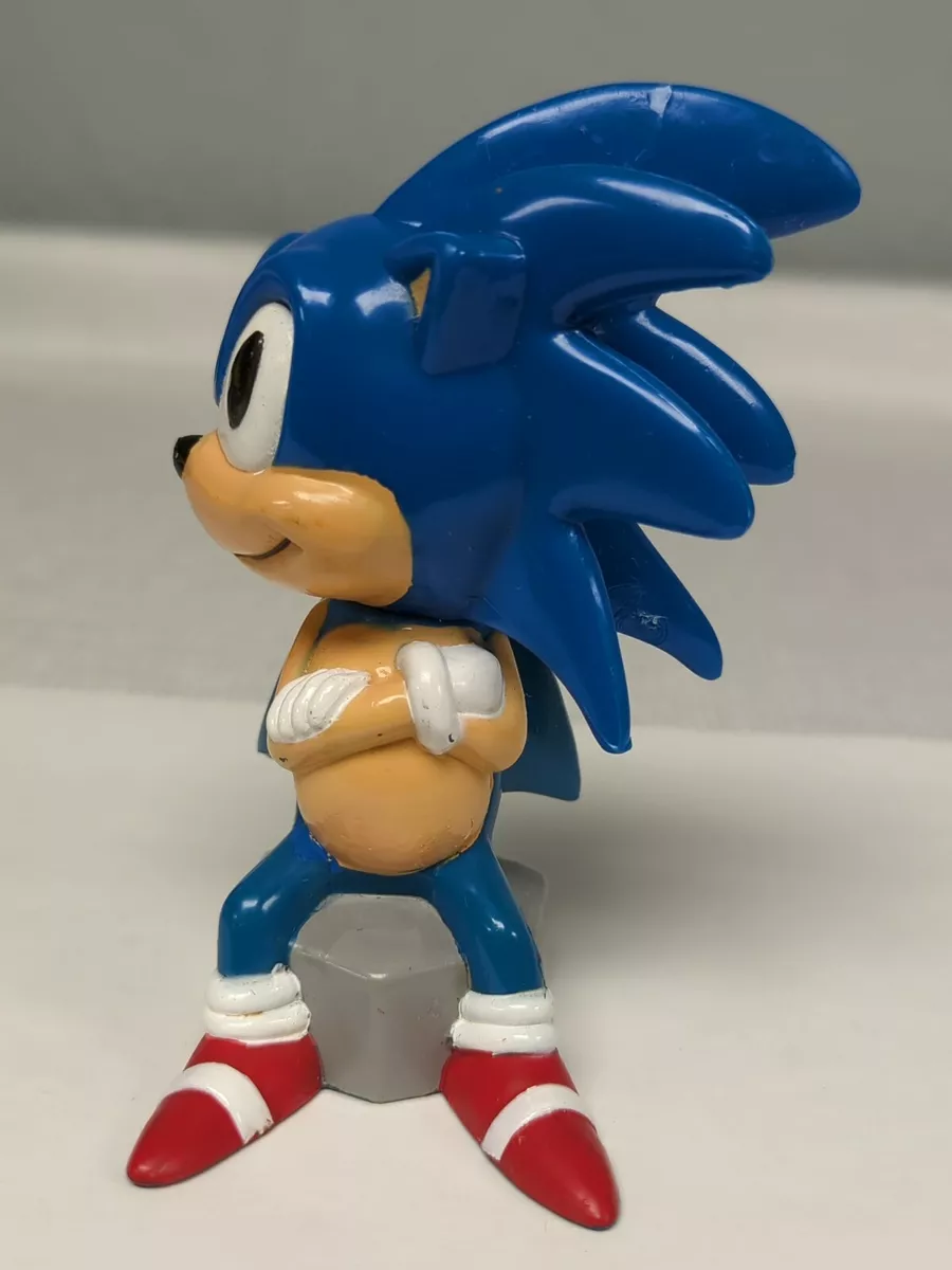 Vintage Sonic the Hedgehog hard plastic statue 5 (1993 Sega)