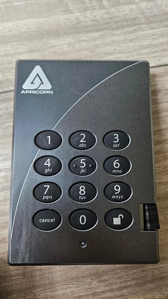 Apricorn A25-PL256-XXX Aegis Padlock Secure Encryption T38 - Image 2 of 2