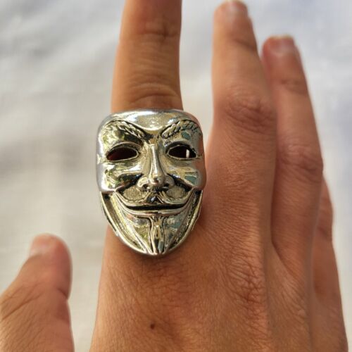 Guy Fawkes V Mask Stainless Steel Ring Halloween Vendetta Silver Biker Punk - Photo 1/5