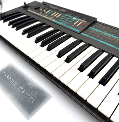 大幅値下げ❗️アナログシンセサイザー　コルグ　KORG POLY-800 レトロ Korg Poly-800 Analog Synthesizer KeyBoard Music Excellent AC100V