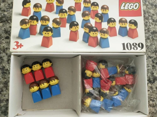 Vintage Lego Minifigures lego Set 1089 Sealed Pack with loose figures Rare!