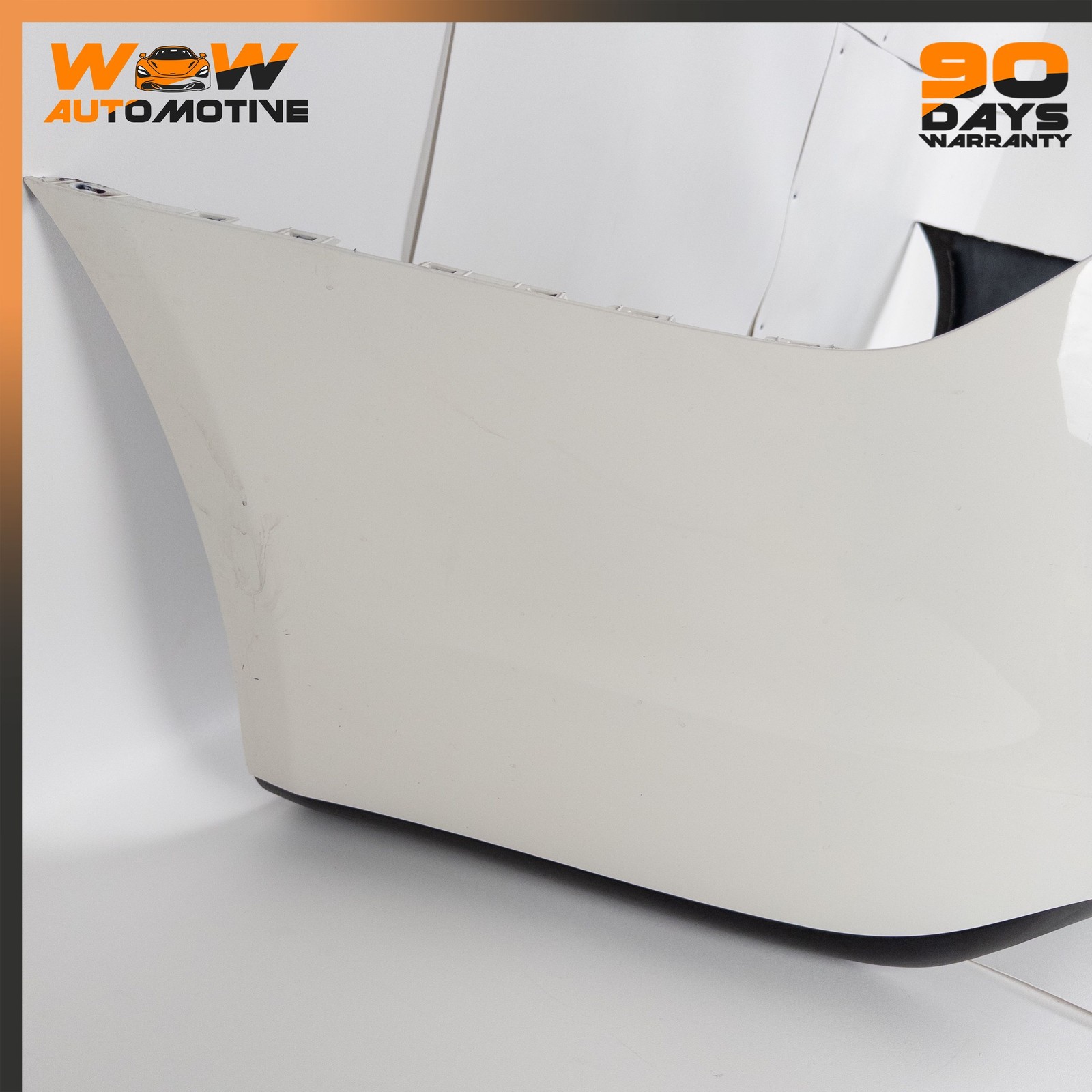 13-19 MASERATI QUATTROPORTE GTS REAR BUMPER COVER REFLECTOR ASSEMBLY WHITE OEM