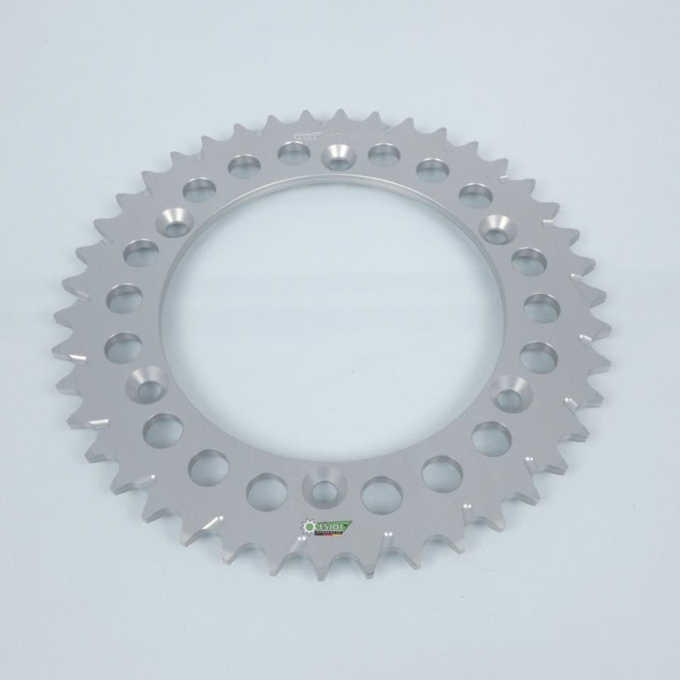 Couronne de transmission Esjot en acier carbone pour maximiser l'accélération de votre Gas gas 450