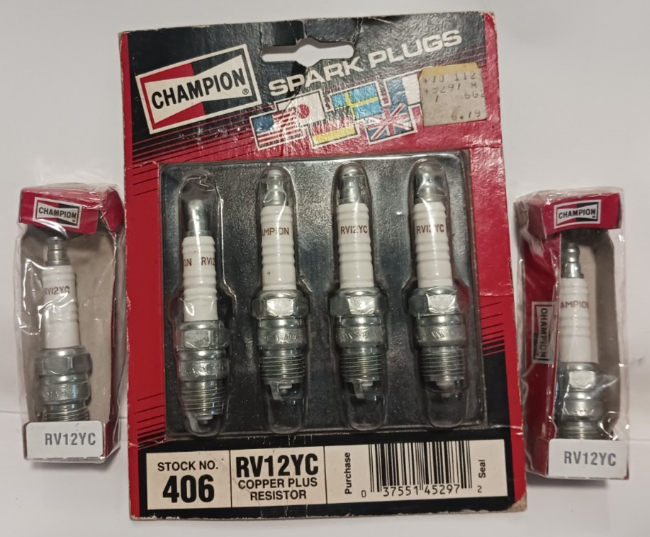 6X GENUINE CHAMPION COPPER PLUS SPARK PLUGS RV12YV 406 NOS FREE SHIPPING