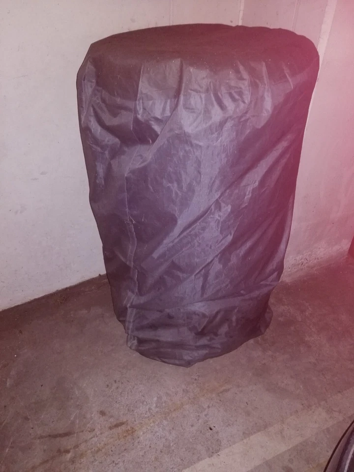 Alufelgen incl. Winterreifen mit Felgenbaum und Plane - Bild 4 von 4