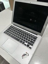 Apple MackBook Air A1466 13.3 inch Laptop DOESNT TURN ON!