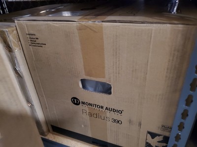 radius 390 subwoofer