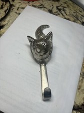 Vintage Fox Silver Metal Wall Mounted Clothes Hanger