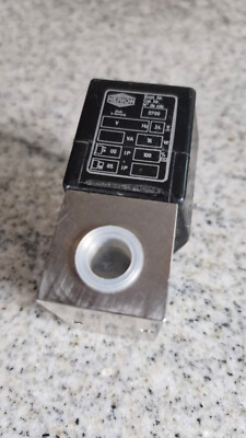 Herion 2/2-Wege-Magnetventil / 9216533 DN 6 / Id.Nr. 0700 24V 16W