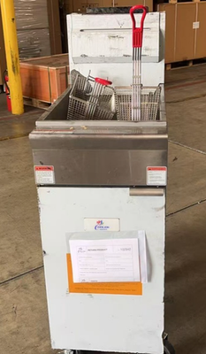 #ad Clearance 40 lbs NSF Natural Gas Deep Fryer 40599L1031 $210.00