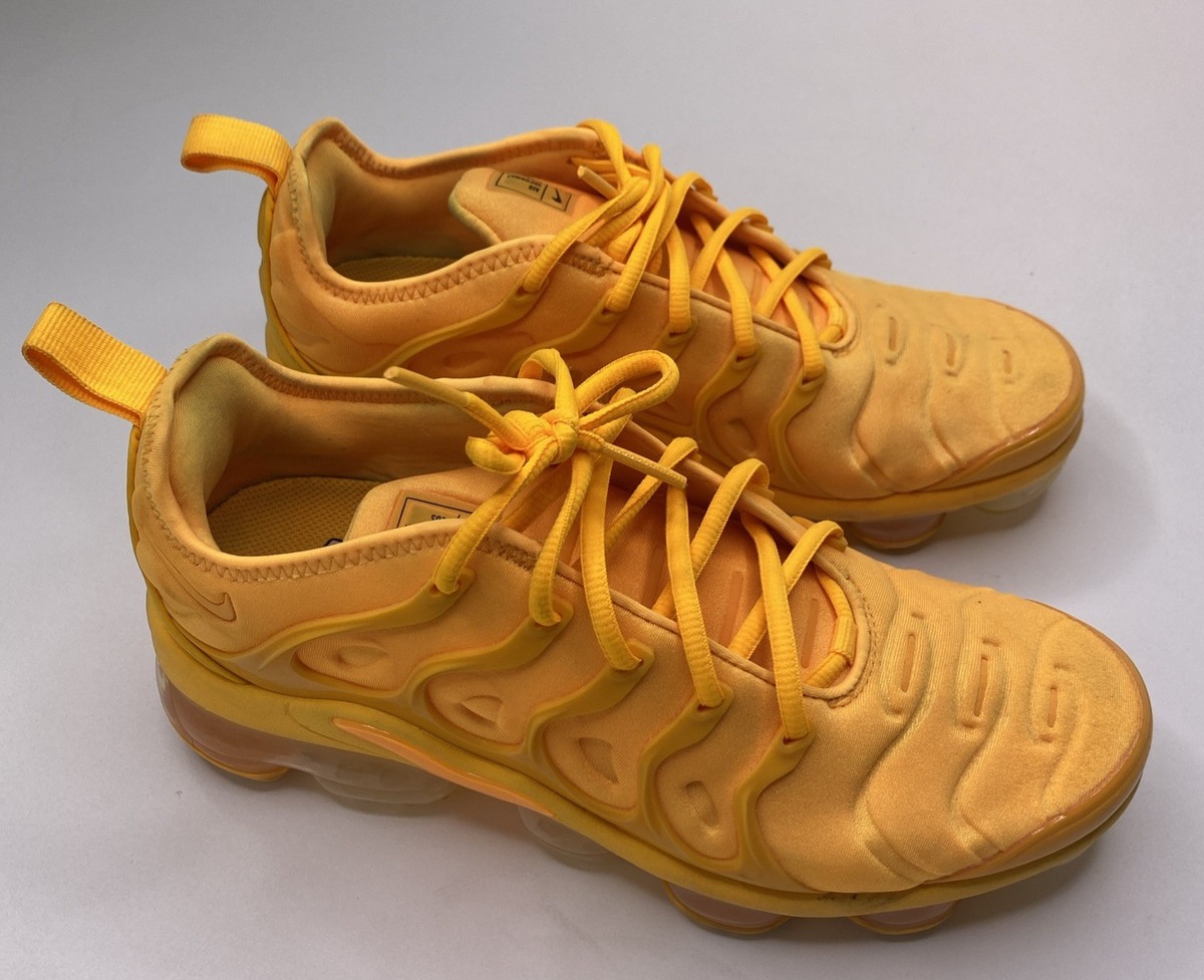 air vapormax plus laser orange