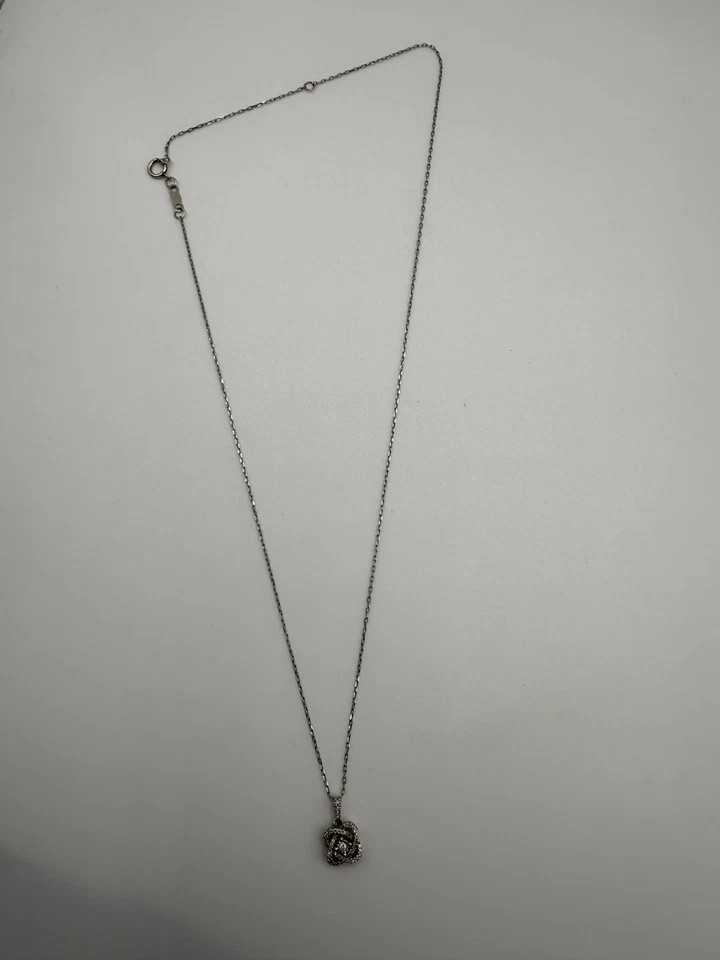 Collar de diamantes Kay Jewelers Center of Me 1/10 ct tw plata de ley 18" $299 Foto 4 de 4