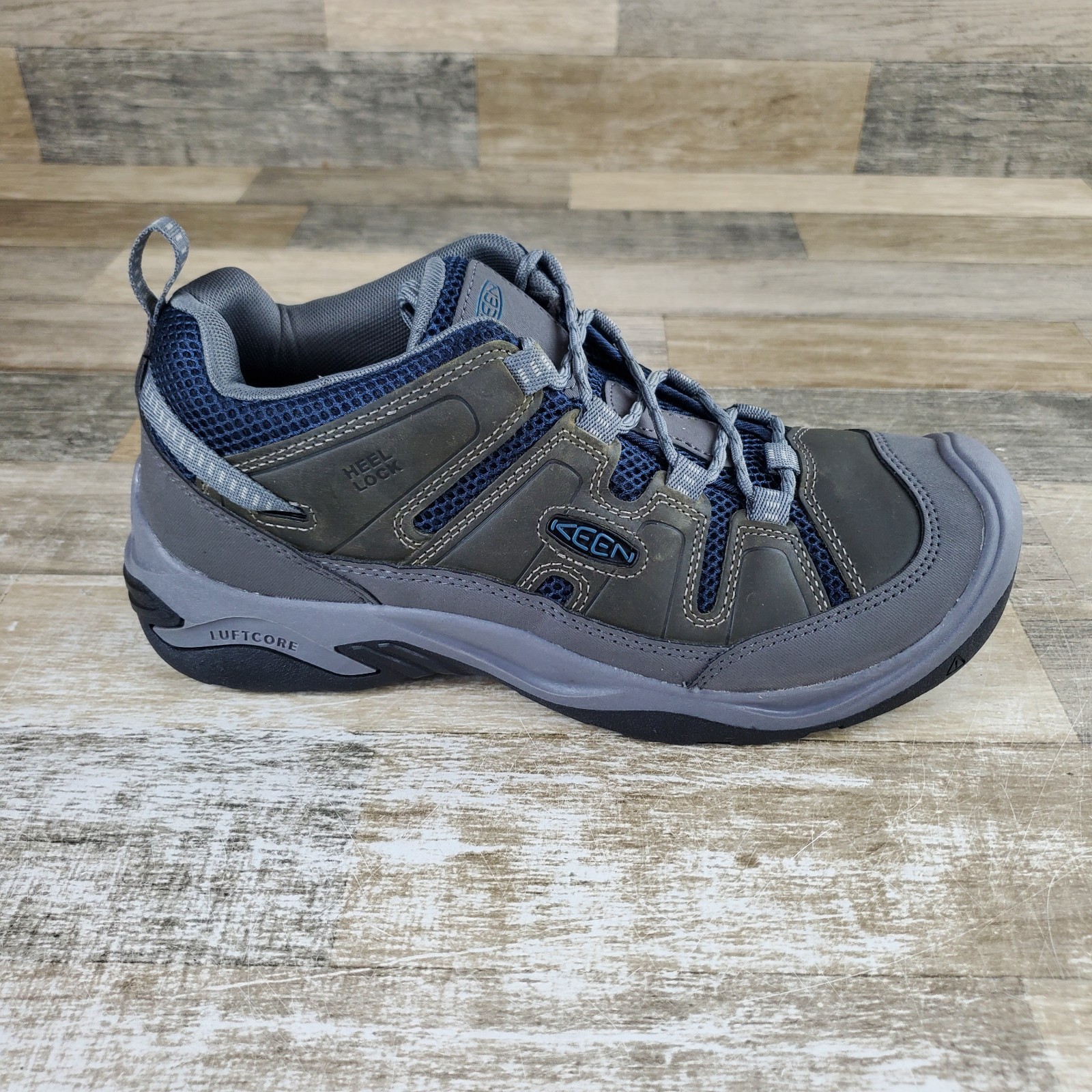Scarpe da trekking uomo Keen Circadia Vent 10 acciaio grigio legione blu stringate punta tonda