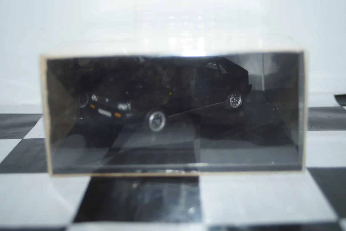 1/43 Vitesse 42405 L/E Lancia Delta Integrale 1989 Monte #4 Bission & Siviero eB