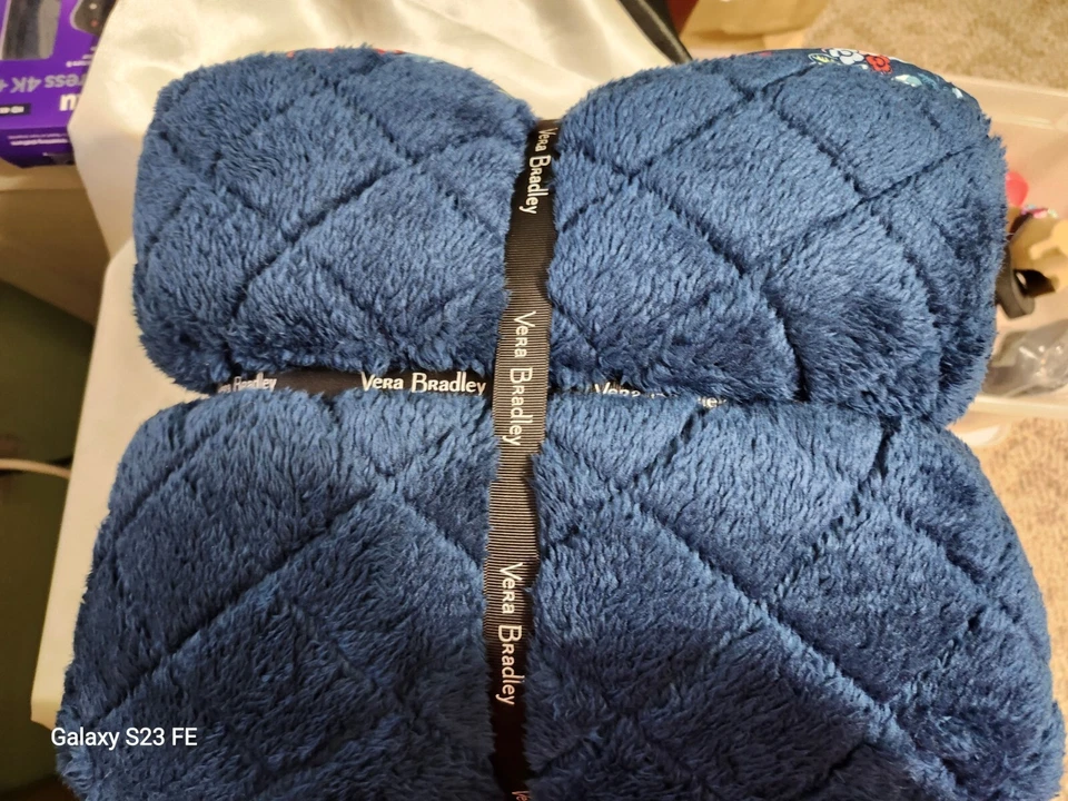 Tiro polar azul Vera Bradley (envío gratuito con 6 compras) Foto 2 de 4