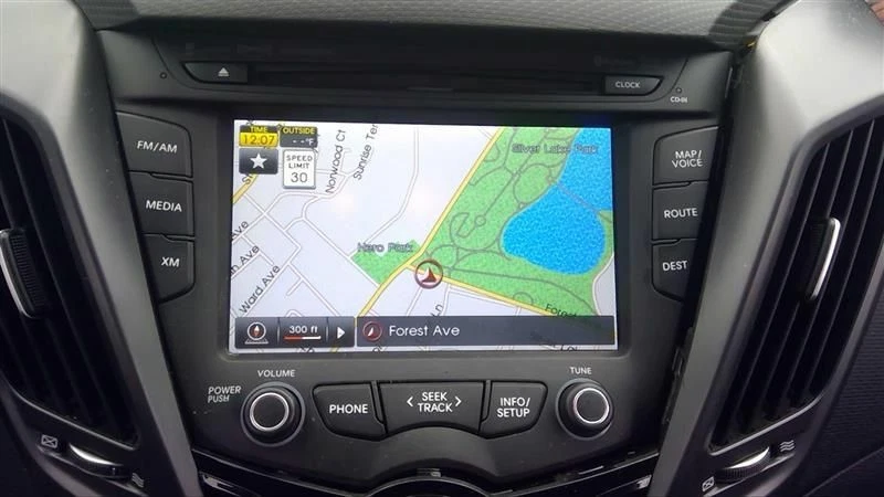 Hyundai Veloster 2012-2015 receptor de pantalla de radio navegación por satélite OEM 96560 2V700 Foto 2 de 4