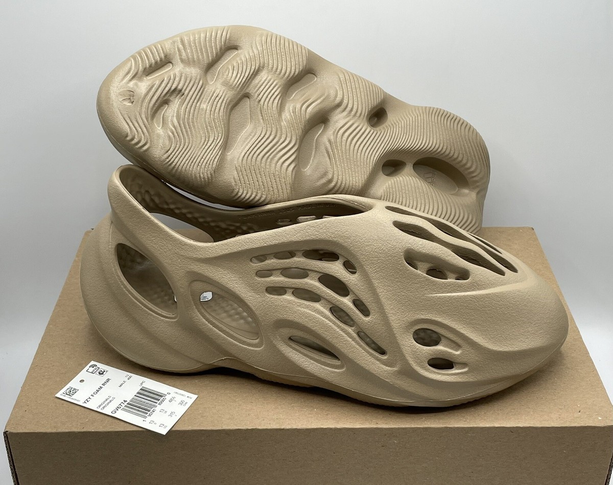 Size 13 - Adidas Yeezy Foam RNNR Mist (GV6774) | eBay