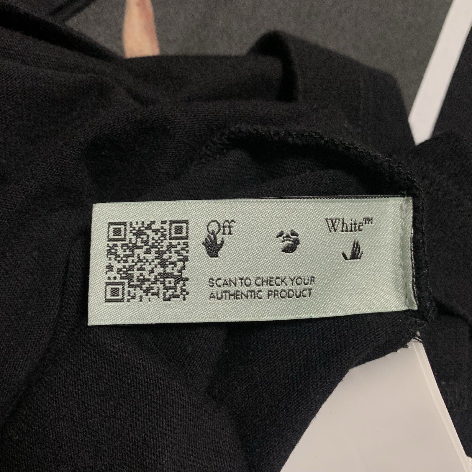 Off White Medium Pascal Arrows Black Tee Virgil A… - image 11