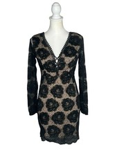 Scobe Black Floral Lace Long-Sleeve V-Neck Cocktail Dress EUC Sz M Bodycon Fairy
