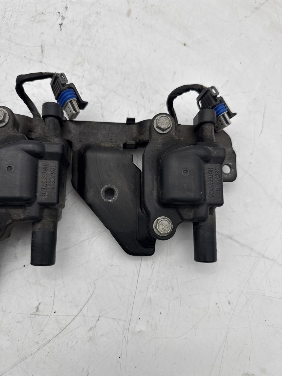 05-13 CORVETTE C6 6.0L V8 LEFT DRIVERS SIDE IGNITION COIL BRASKET ASSEMBLY OEM