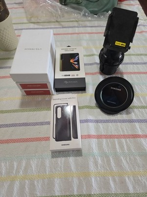 Galaxy Z Fold 4 - Lot With 3 VRS Design, Pitaka And Samsung Cases + Extras