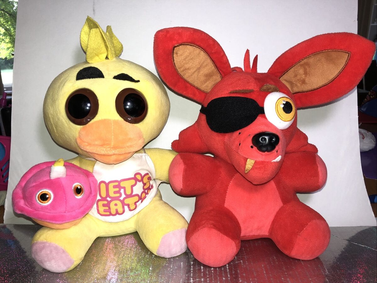 Five Nights at Freddy's - Chica and Cupcake Plush