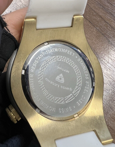 Orologio Swiss Legend Nettuno corona a vite tono bianco e oro, anse forate - Foto 7 di 7